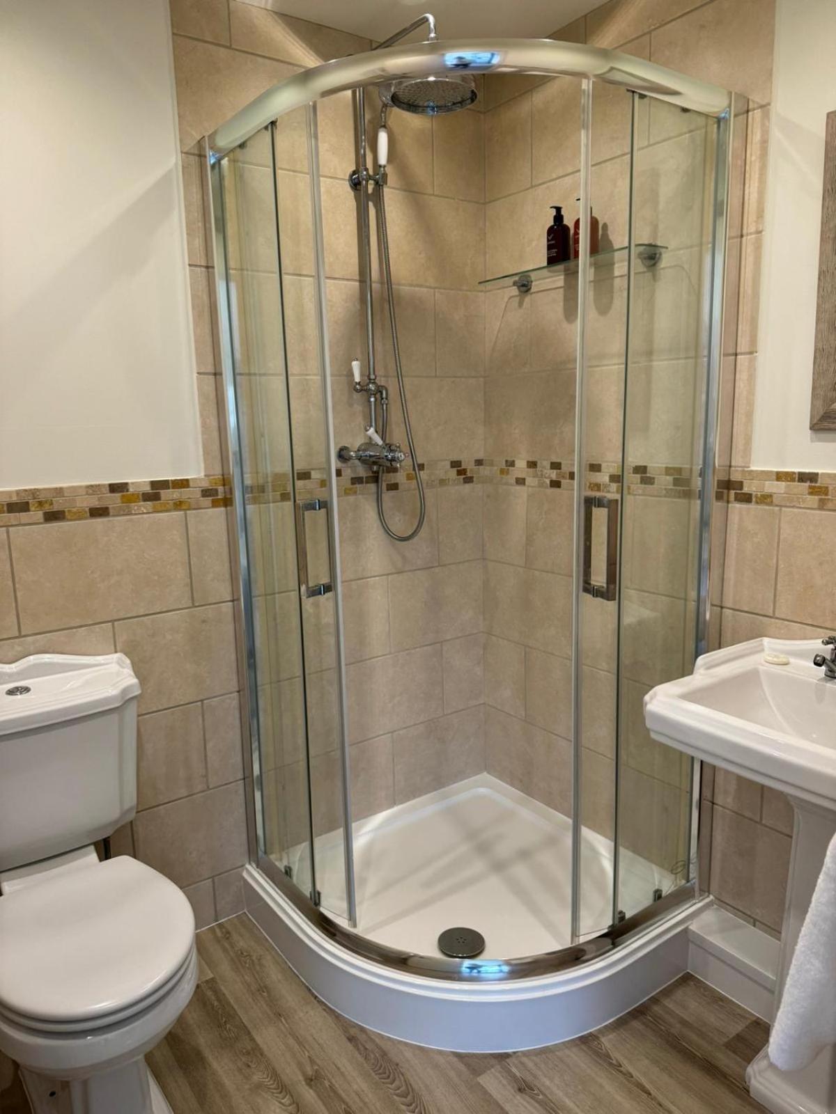 Chew View Luxury Apartment Keynsham Ngoại thất bức ảnh